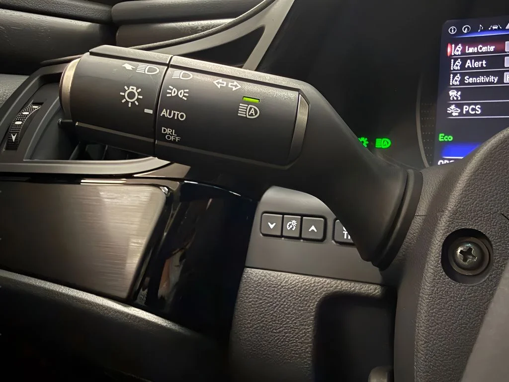 Used 2025 Silver Lexus 350 image 28