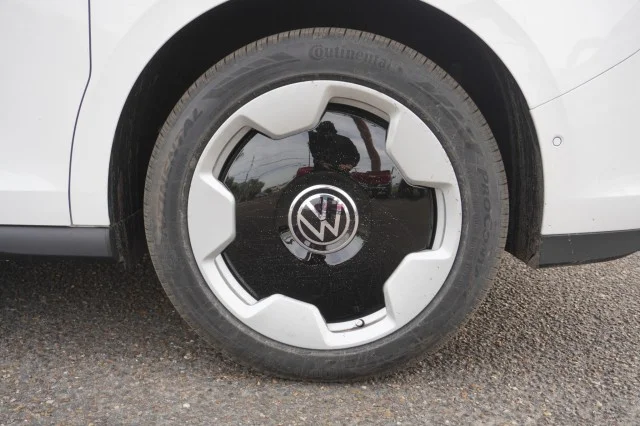 2025 Volkswagen ID. Buzz PRO S - Photo 15
