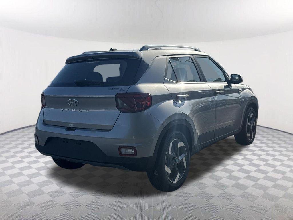 New 2026 Silver Hyundai SEL image 5