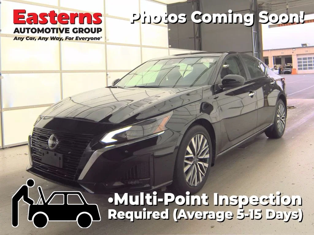 Used 2023 Black Nissan 2.5 SV image 1