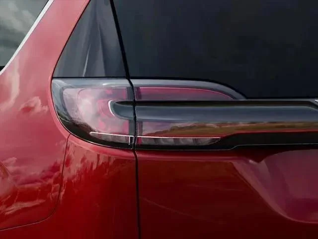 New 2026 Red Hot Pearl-Coat Exterior Paint Chrysler Pinnacle image 17