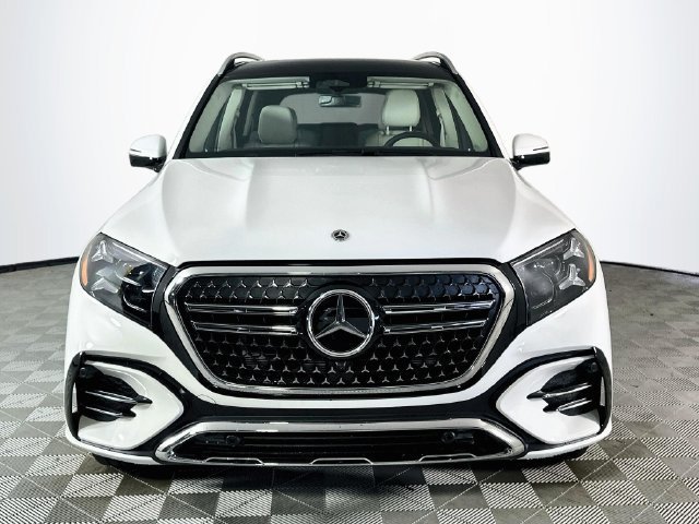 New 2027 Polar White Mercedes-Benz GLS 450 image 34