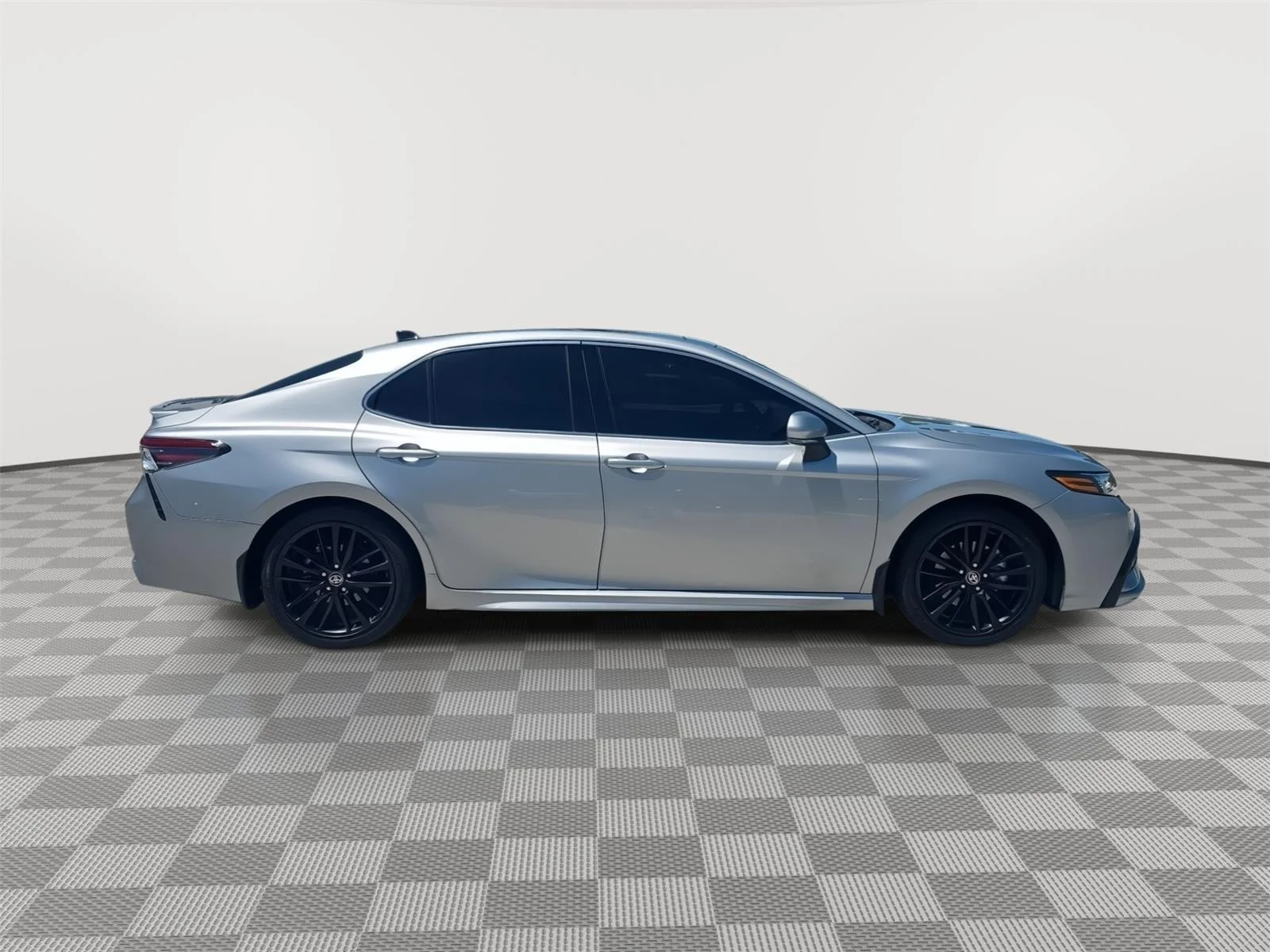 Used 2023 SILVER Toyota XSE image 14