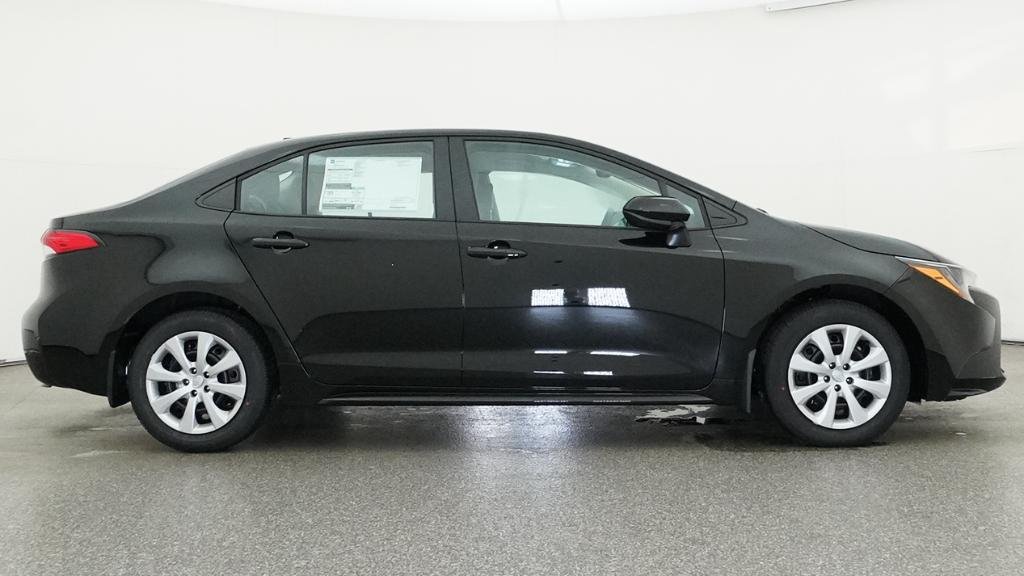 New 2026 Midnight Black Metallic Toyota LE image 9