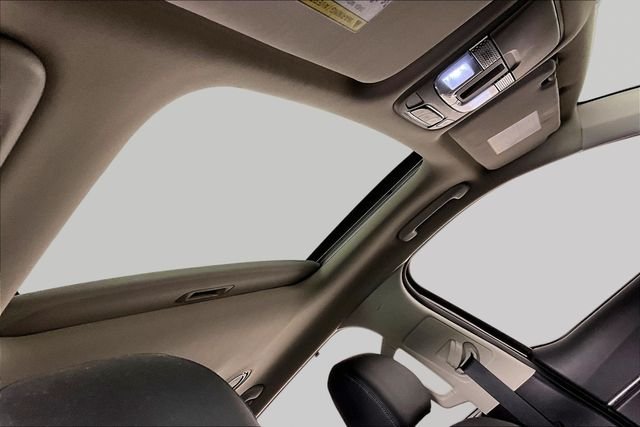 Used 2020 Green Kia EX image 26