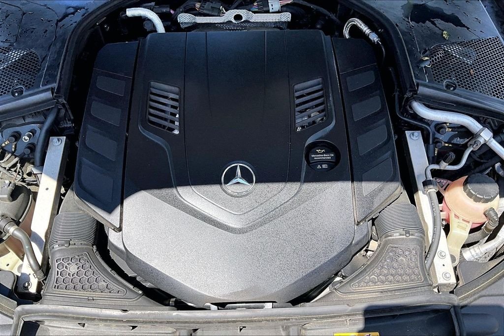 Certified Used 2023 Black Mercedes-Benz S 580 image 34