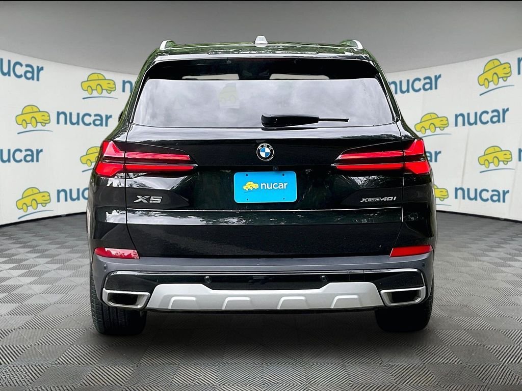 Used 2024 Black BMW xDrive40i image 5