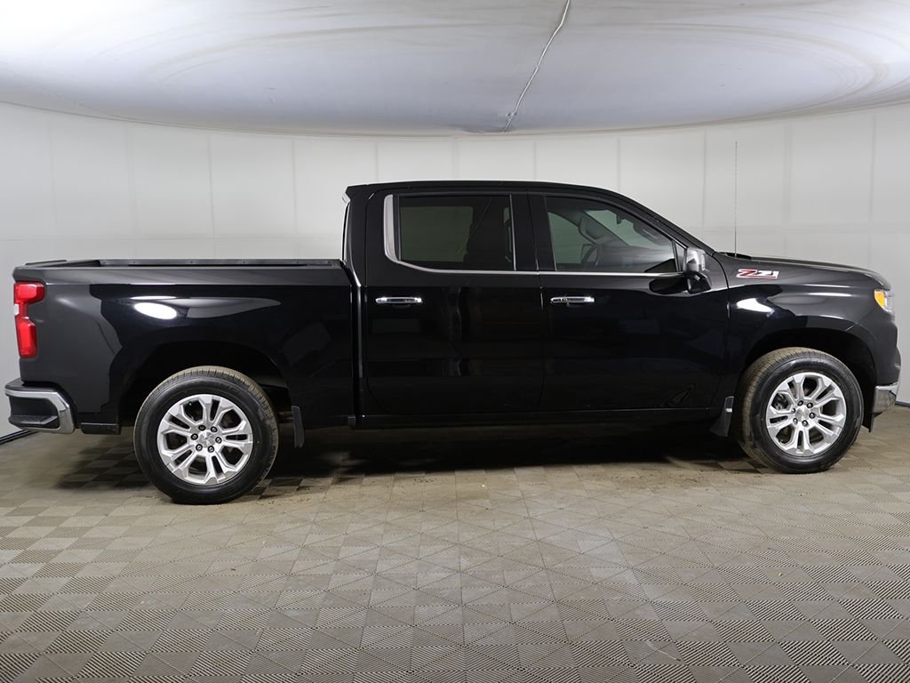 2023 Chevrolet Silverado 1500 LTZ - Photo 16