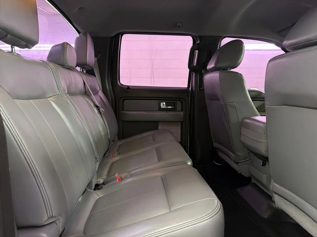 Used 2013 White Ford XL image 24