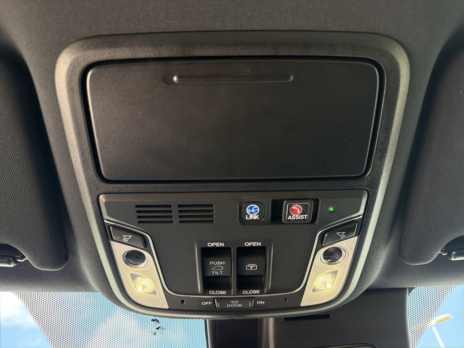 Used 2022 Black Honda Black Edition image 14
