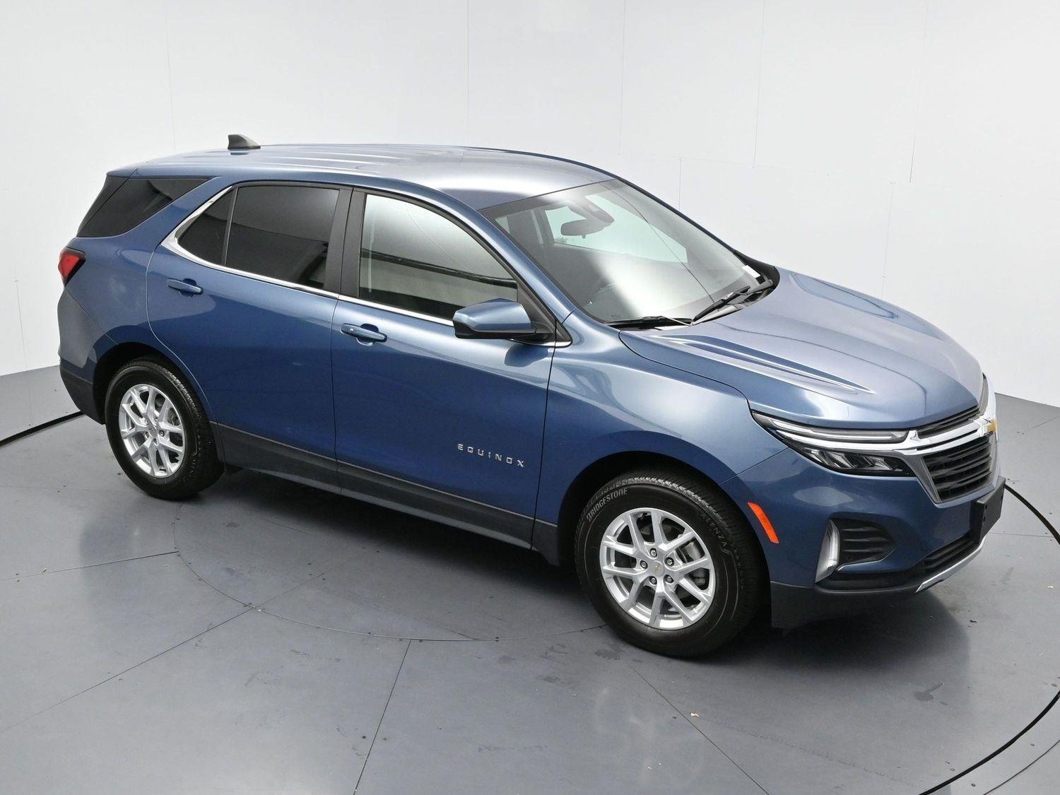 Used 2024 Lakeshore Blue Metallic Chevrolet LT image 36