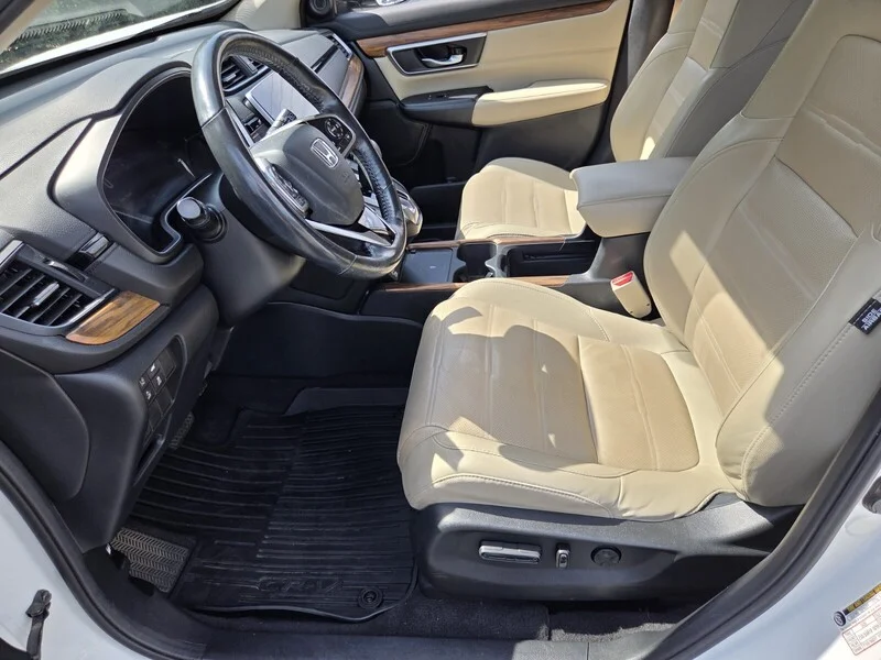 Used 2022 Platinum White Pearl Honda TOURING image 10