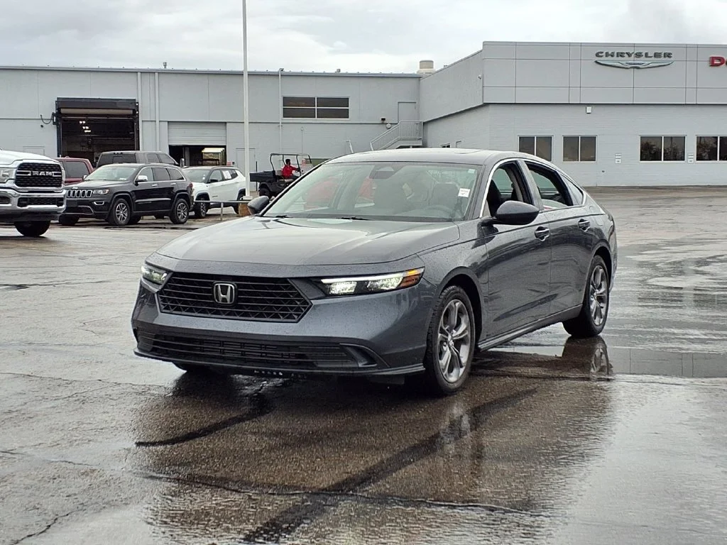 Used 2024 Honda Accord EX with VIN 1HGCY1F30RA047213 for sale in Kansas City