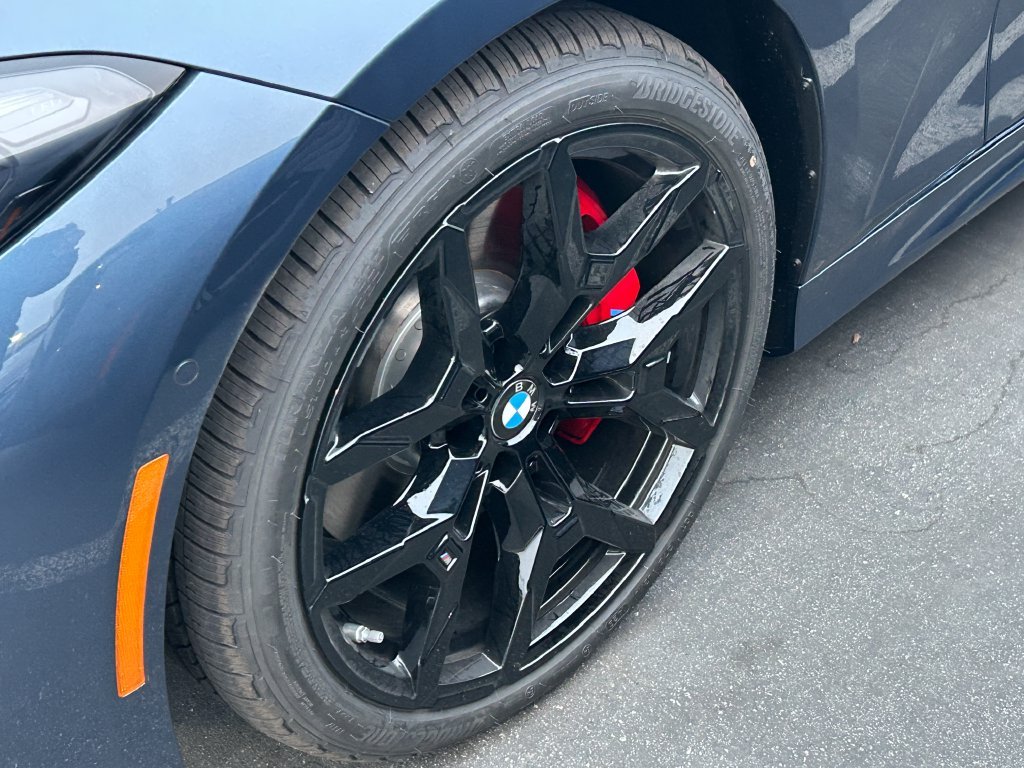 New 2026 Arctic Race Blue metallic BMW 330i image 2