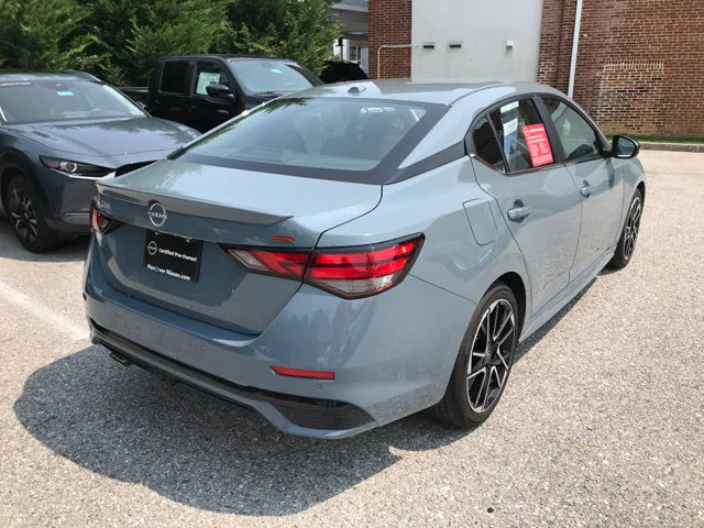 Certified Used 2025 Atlantic Gray Metallic Nissan SR image 6