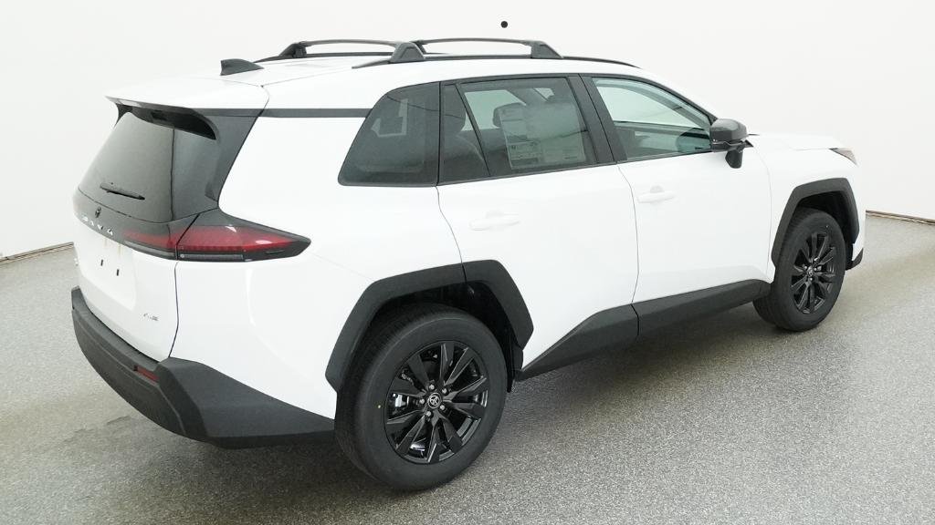 New 2026 Ice Cap Toyota XLE Premium image 2