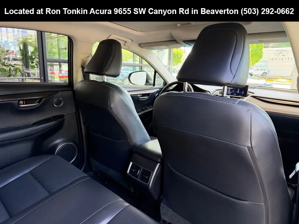 Used 2016 Silver Lining Metallic Lexus 200t image 31