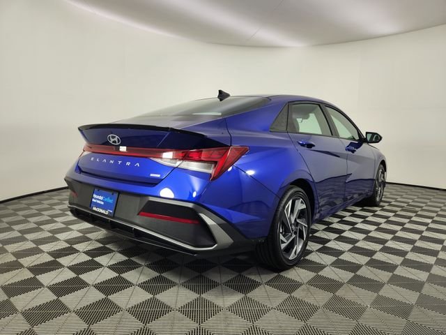 2025 Hyundai Elantra Blue - Photo 5
