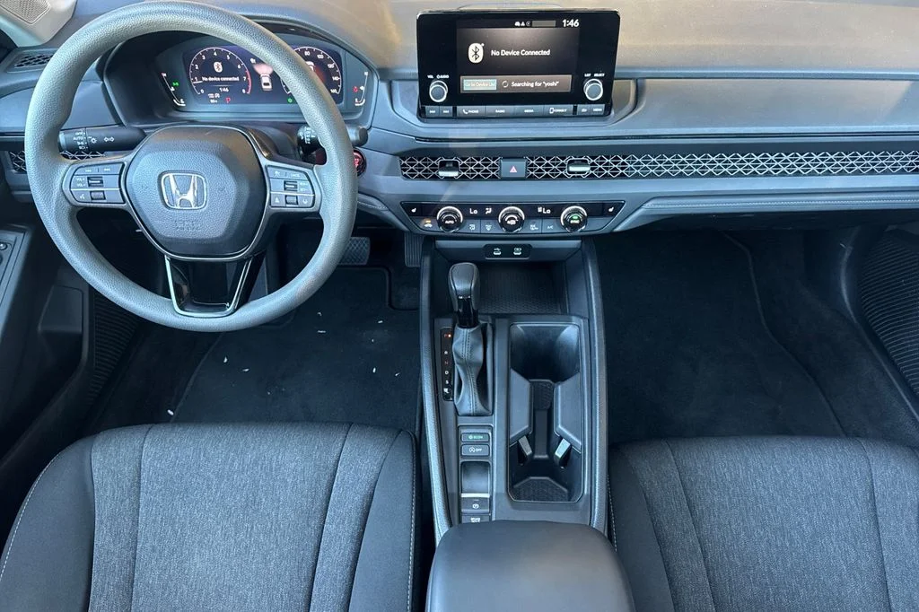 Used 2024  Honda EX image 16