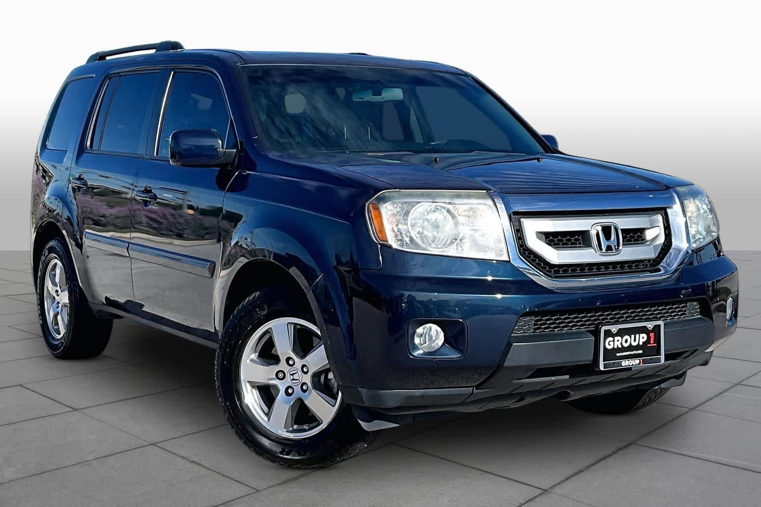 Used 2011 Honda Pilot EX-L with VIN 5FNYF3H59BB042691 for sale in Cedar Park, TX
