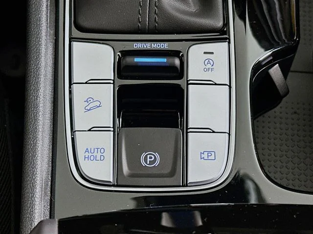 New 2026 Silver Hyundai SE image 18