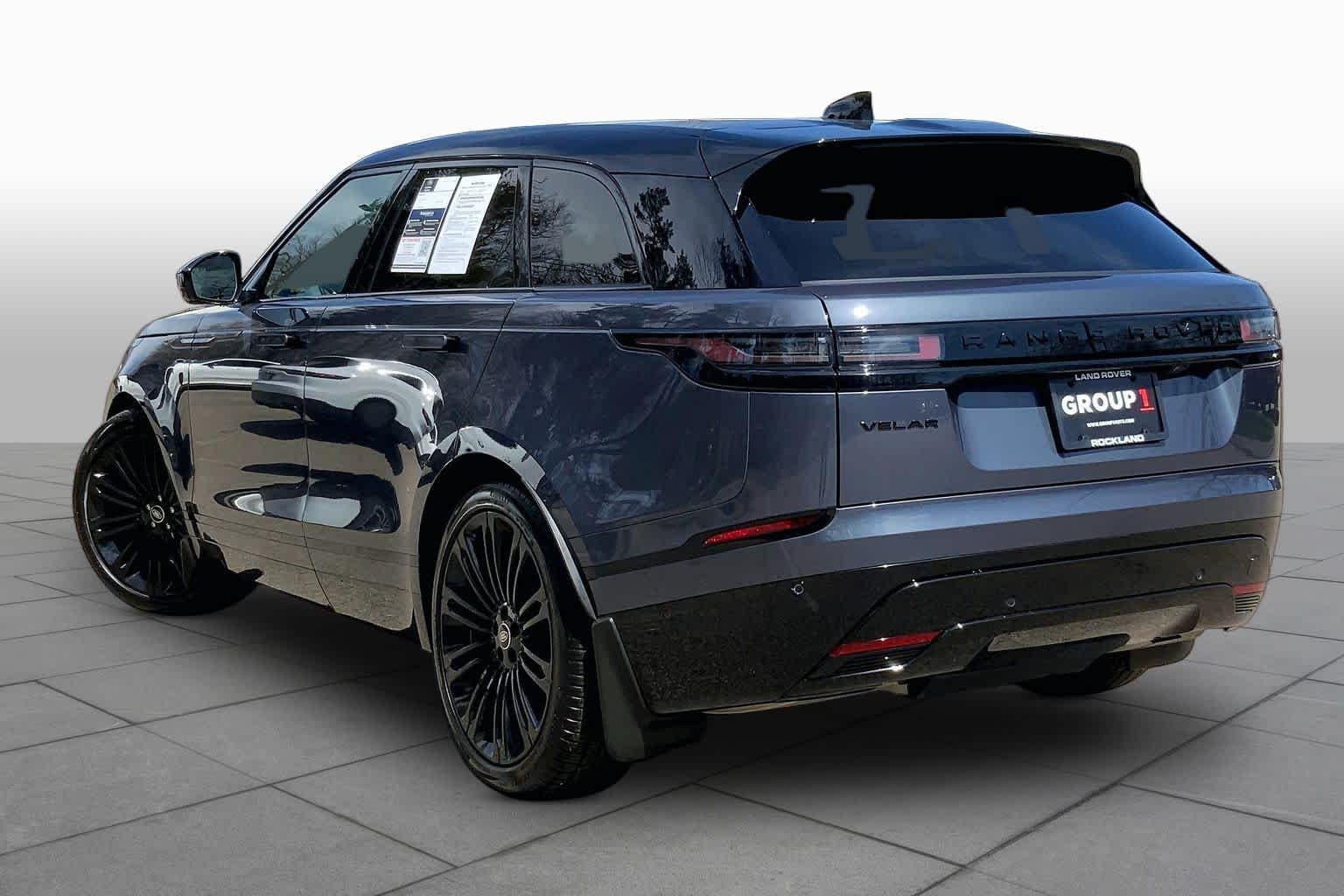Used 2026 Varesine Blue Metallic Land Rover Dynamic SE image 12