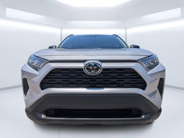 Used 2019 Silver Toyota LE image 8
