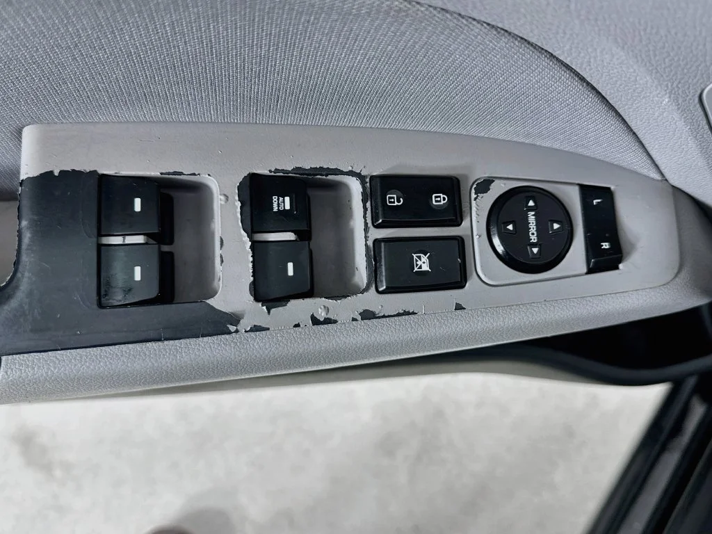 Used 2020 Black Hyundai SEL image 19