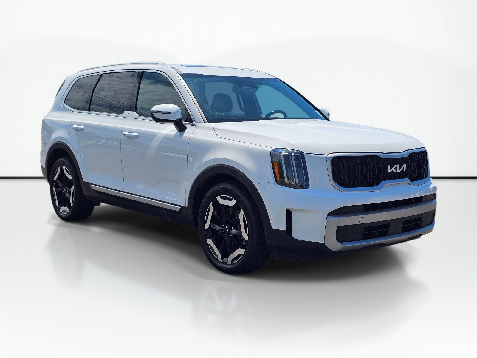 Used 2023 Glacial White Pearl Kia EX image 6