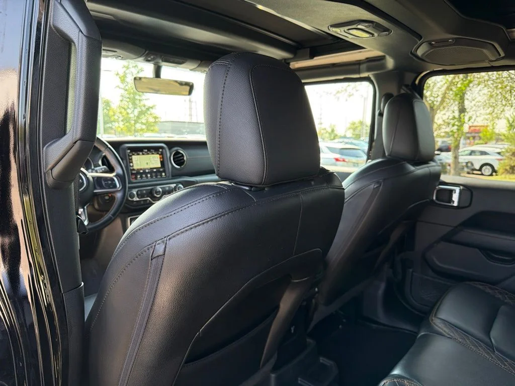 Used 2021 Black Jeep Unlimited Sahara High Altitude image 19