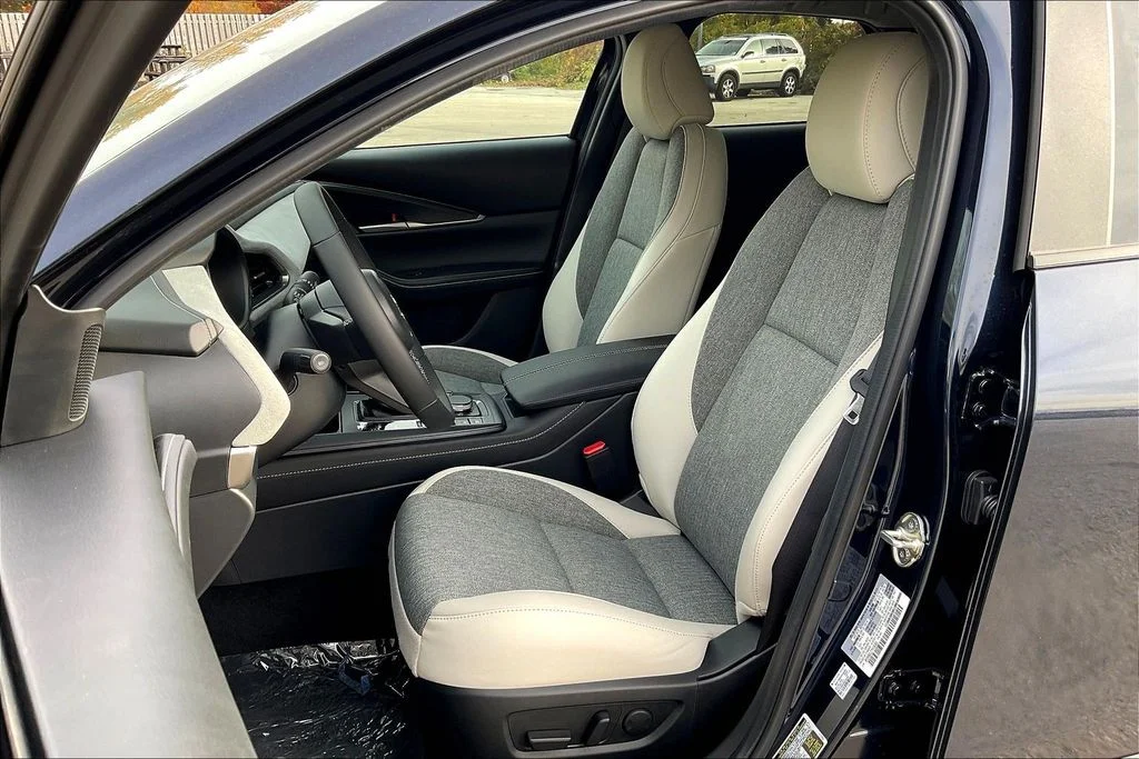 2026 Mazda CX-30 Aire Edition - Photo 9