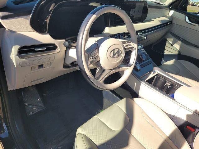Used 2024 White Hyundai Calligraphy image 12