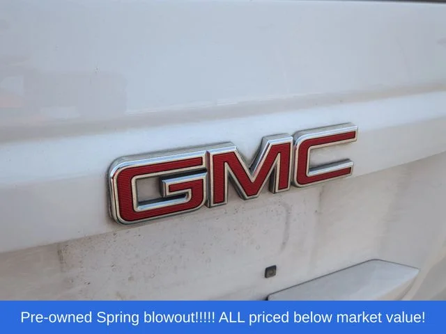 Used 2018 White GMC SLT image 13