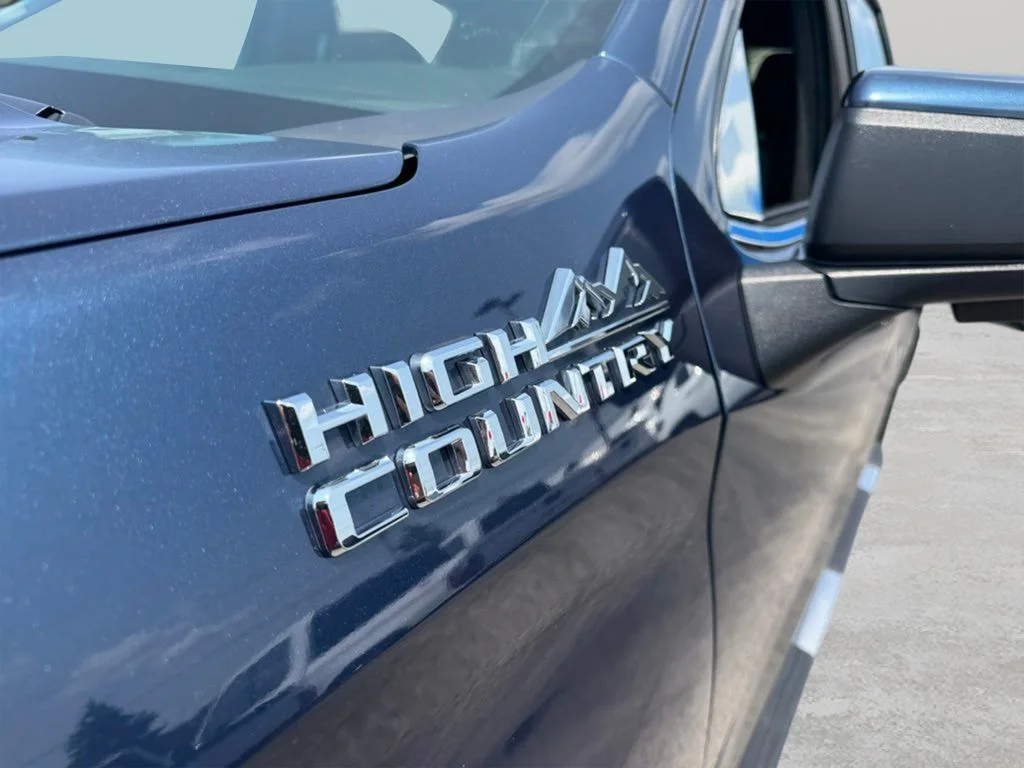 Used 2021 Northsky Blue Metallic Chevrolet High Country image 6