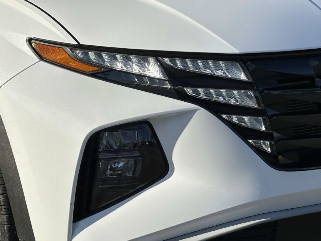 Certified Used 2024 White Pearl Hyundai SE image 10