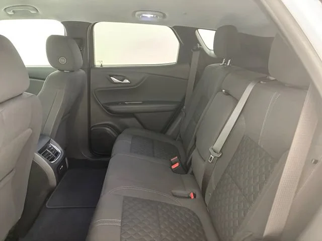 Certified Used 2022 Summit White Chevrolet 2LT image 18