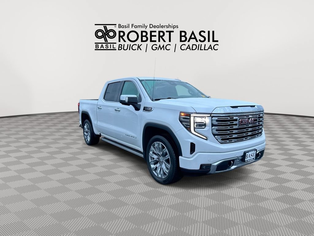 Used 2023 WHITE FROST TRICOAT GMC Denali image 2