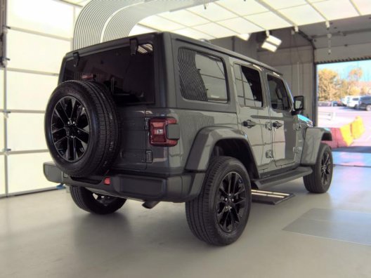 Used 2023 Gray Jeep Sahara 4xe image 6