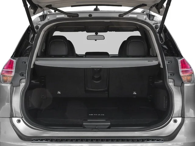 Used 2016 Gun Metallic Nissan SL image 14