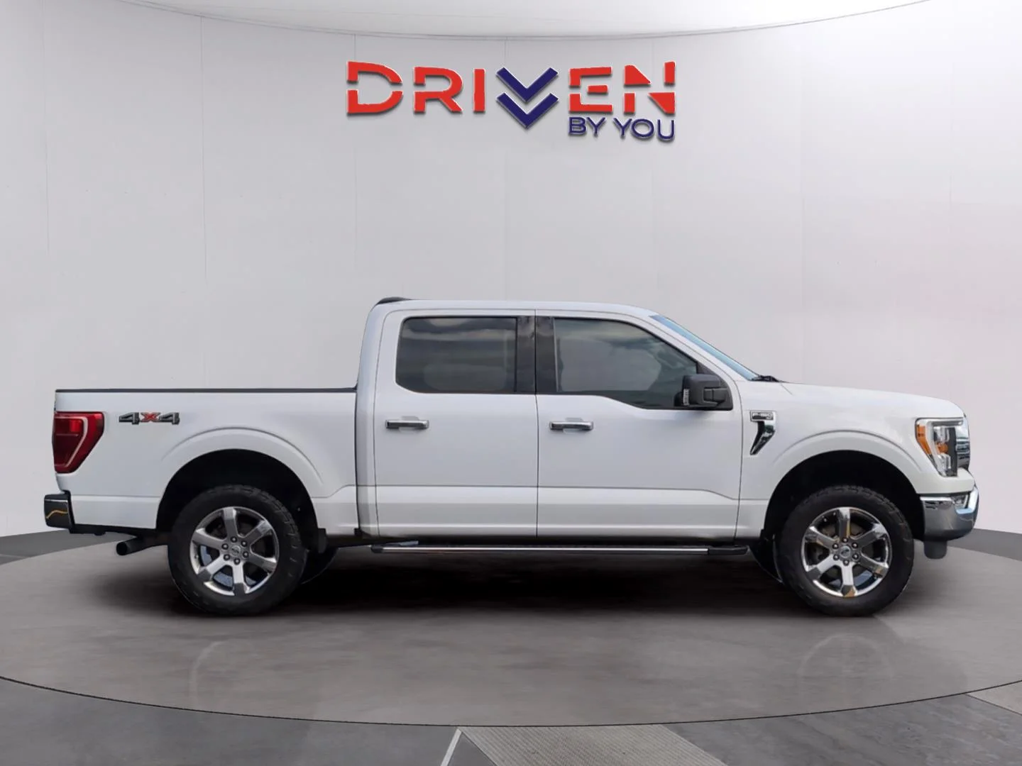 Used 2021 Oxford White Ford XLT image 6