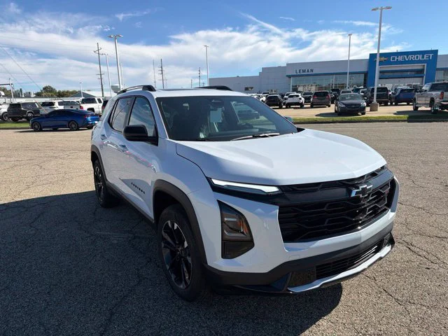 New 2027 Polar White Tricoat Chevrolet RS image 2