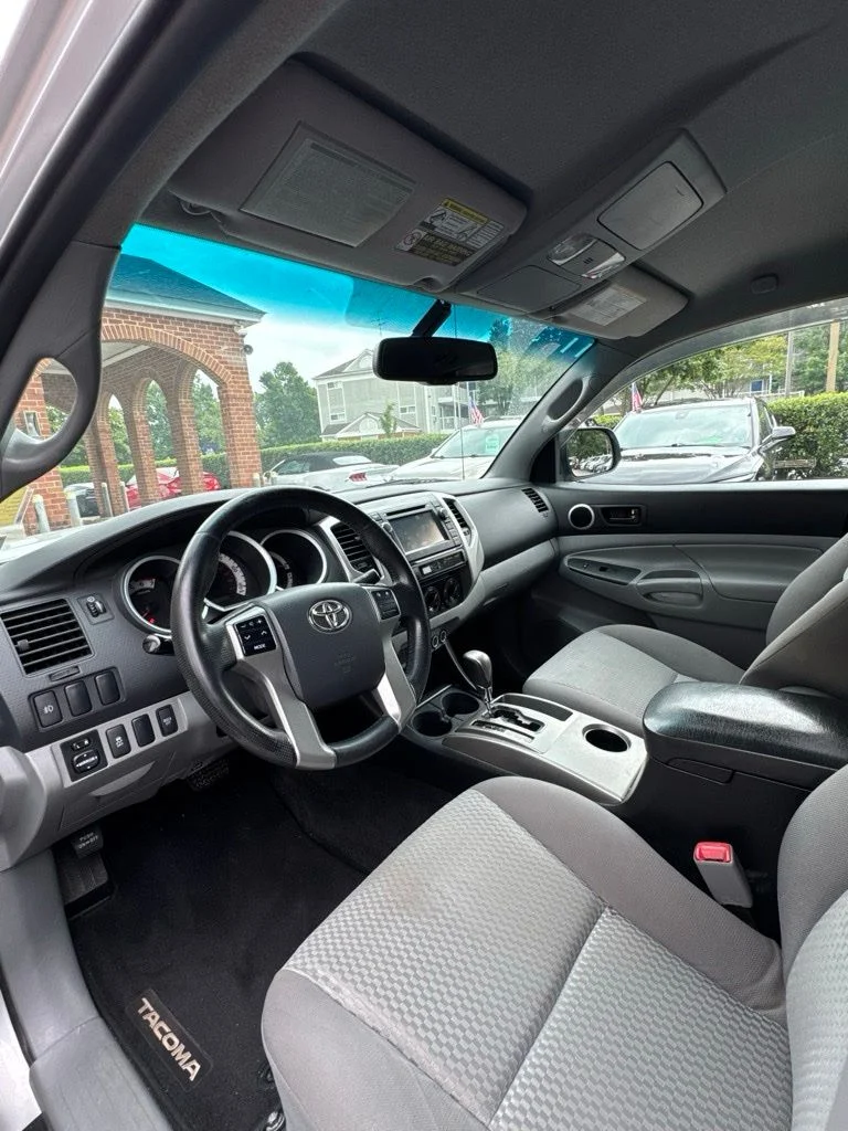 Used 2013 Silver Toyota Base image 12