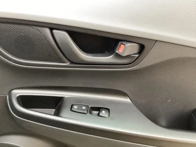 Used 2020 Gray Hyundai SEL Plus image 24
