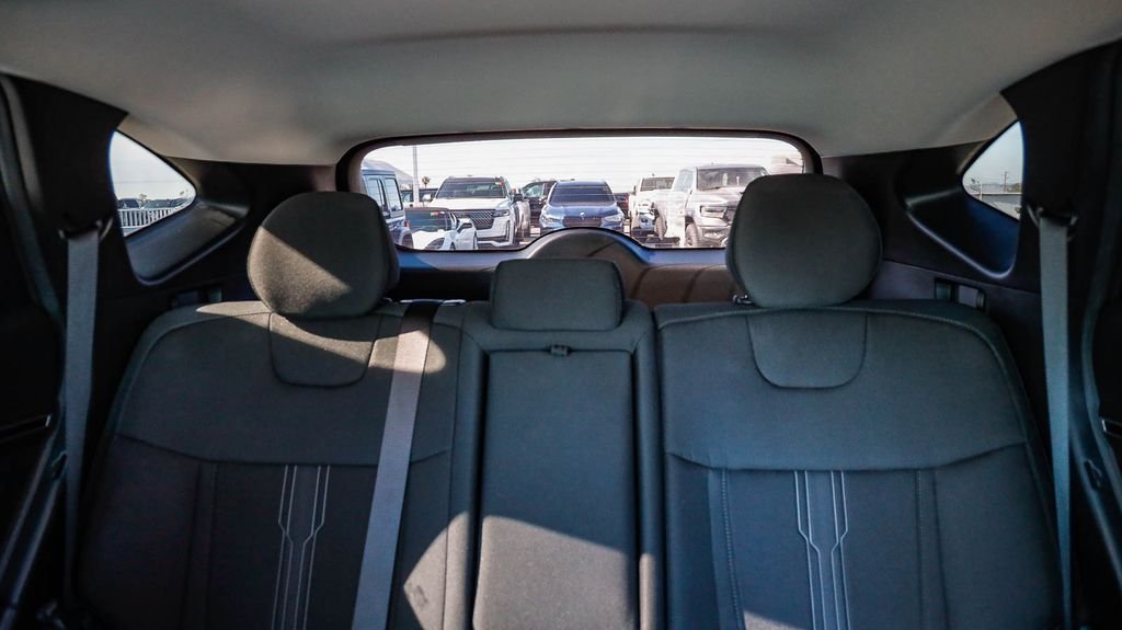 Used 2023 Phantom Black Hyundai SEL image 26