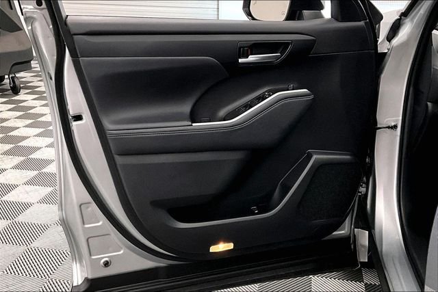 2024 Toyota Highlander XLE - Photo 21