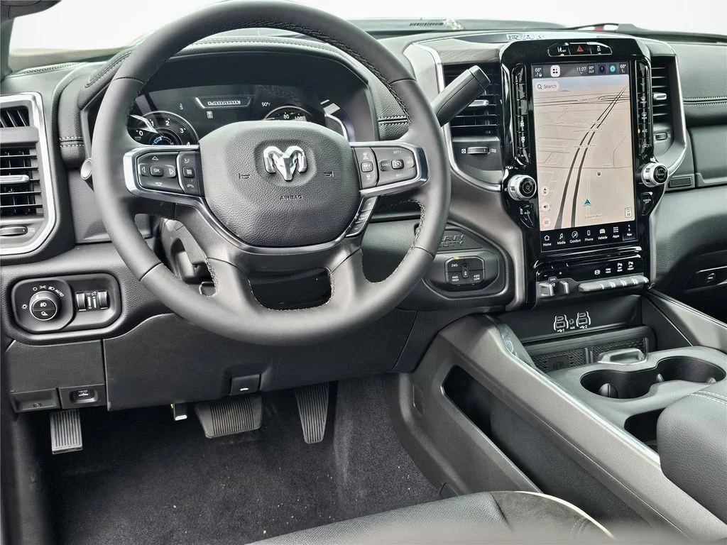 2026 RAM 3500 Laramie - Photo 34