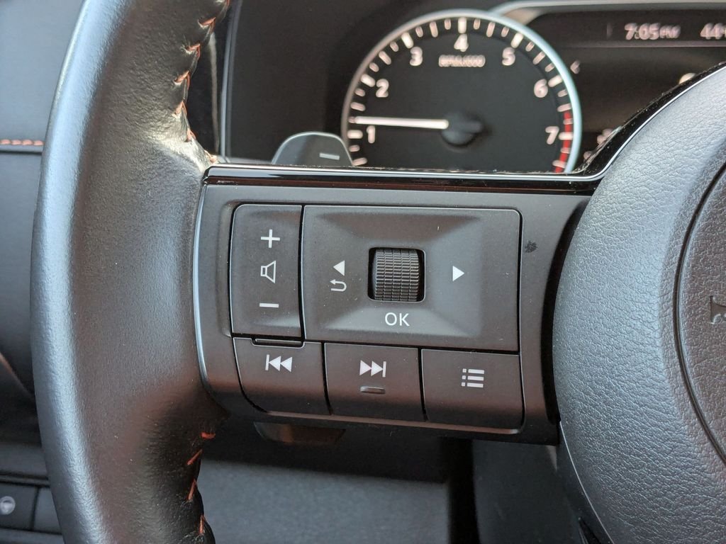 Certified Used 2023 Gun Metallic Nissan Rock Creek image 15