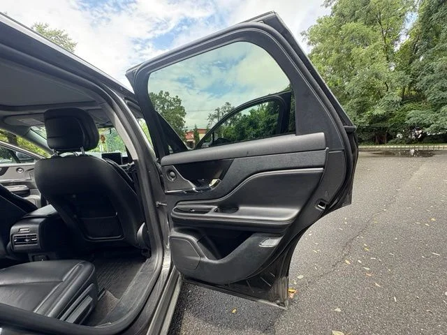 Used 2020 Magnetic Gray Lincoln Reserve image 23