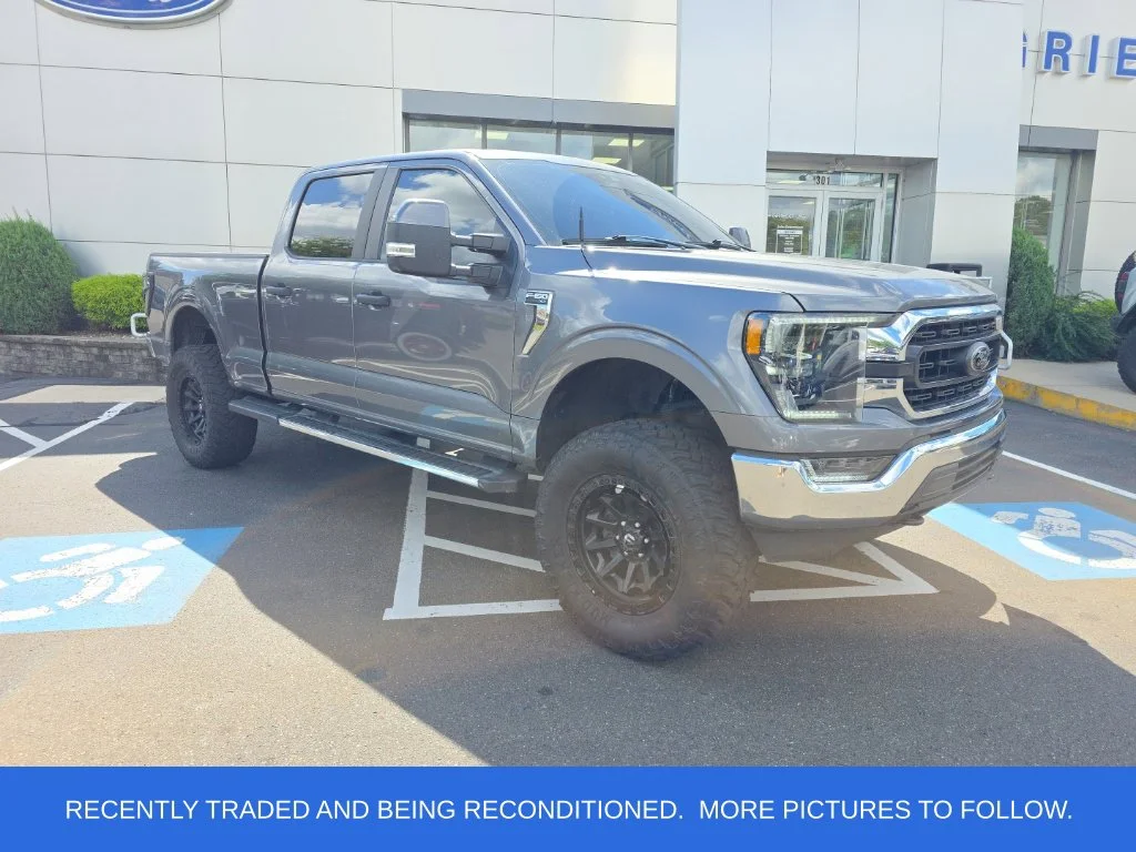 Used 2021 Gray Ford XLT image 1