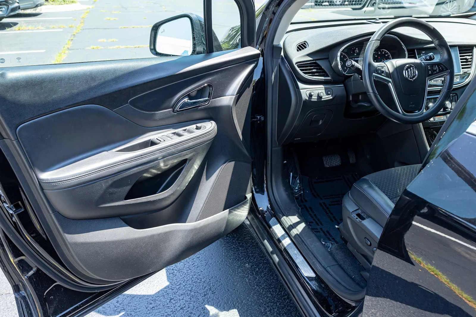 Used 2019 Ebony Twilight Metallic Buick Sport Touring image 12